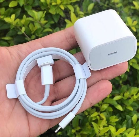Cargador iPhone 20W con Cable Tipo C a Lightning – Carga Súper Rápida